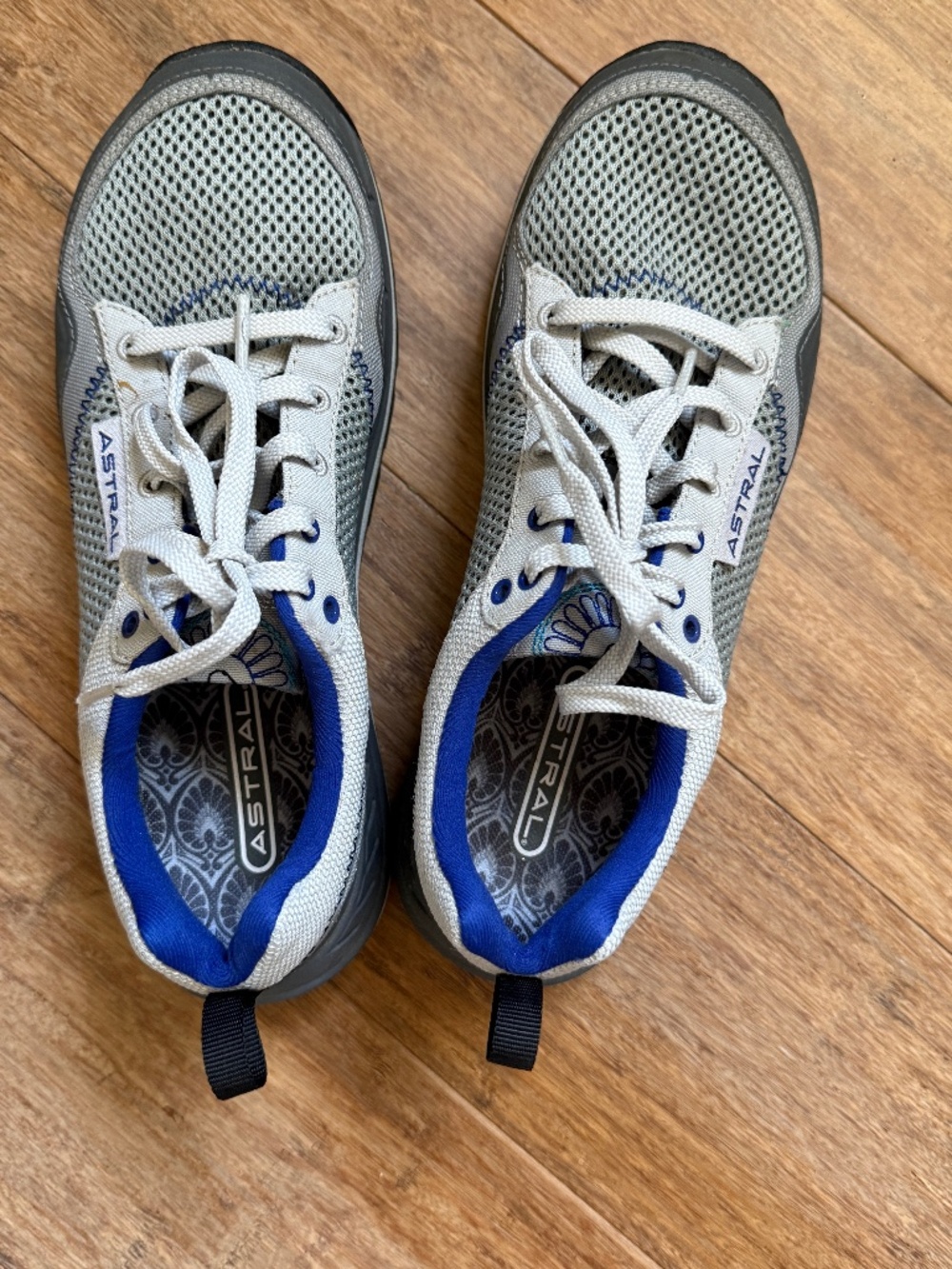 Astral Women's Shoes- Size 7, great condition